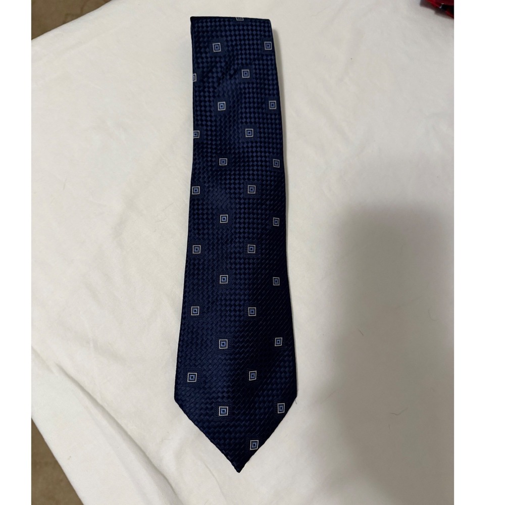 Donald J Trump Signature Collection Navy Blue Silk Geometric Square Necktie